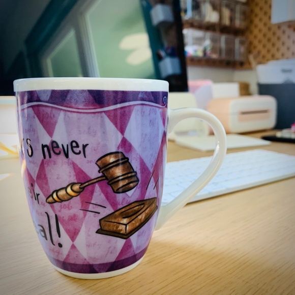 “Lawyers Never Lose Their Appeal” History & Heraldry Coffee Mug Gift - Picture 10 of 10
